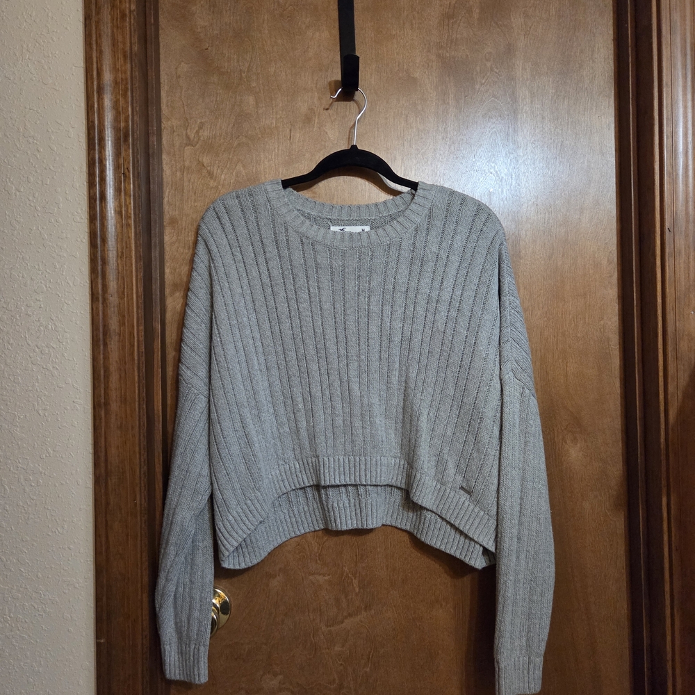 Hollister Light Gray Women's Crew Neck Sweater